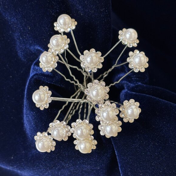 Pearl & Rhinestone Floret Silver Color Metal Hairpins set of 15 - Picture 2 of 11